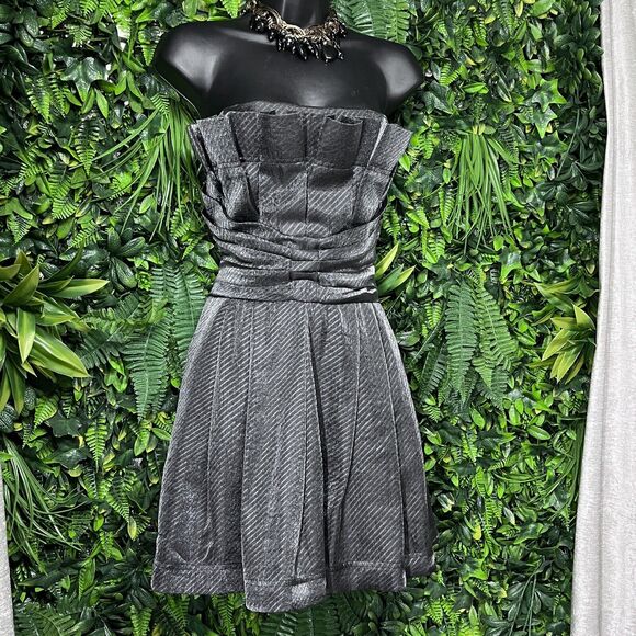 BCBGENERATION Dress Women 4 Silver Gray Strapless Fit Flare Ruffle Coctail 1889 - Picture 7 of 10